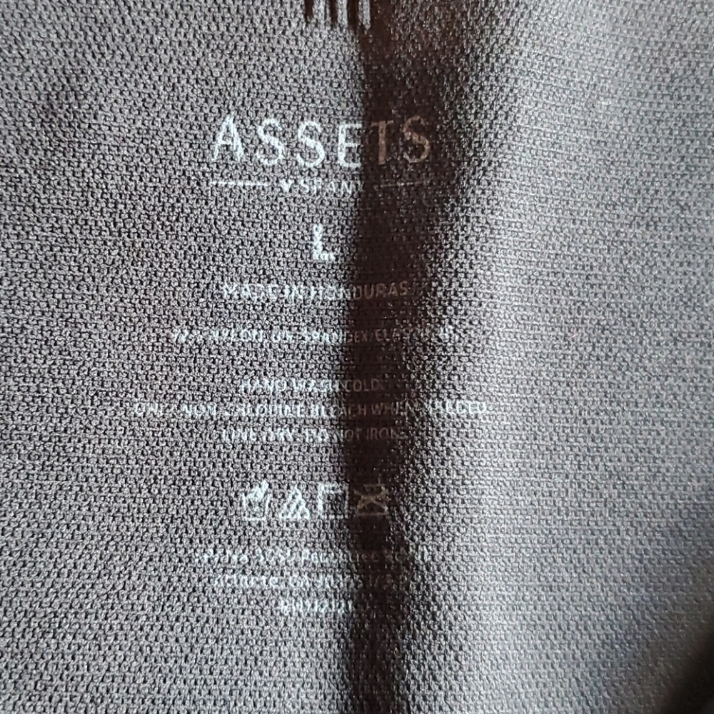 SHAPEWEAR - NEW ASSETS by Spanx shapewear capri pant - Picture 2 of 4